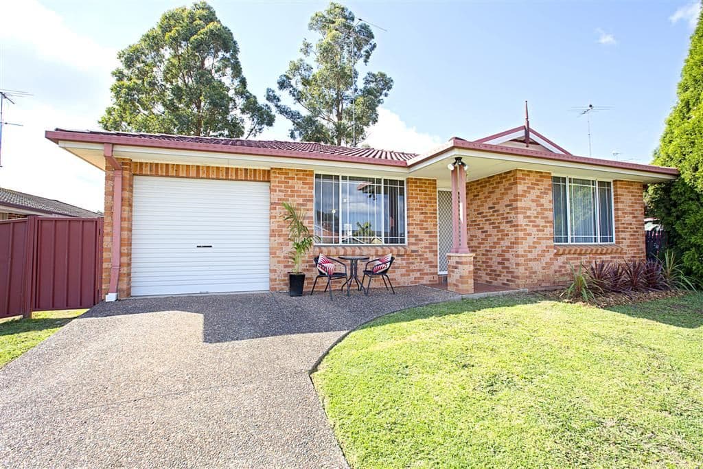 8 William Howell Drive, GLENMORE PARK NSW 2745, Glenmore Park - Image 1