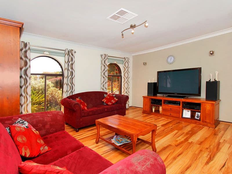 8 Essington Street, HUNTINGDALE WA 6110, Huntingdale - Image 1