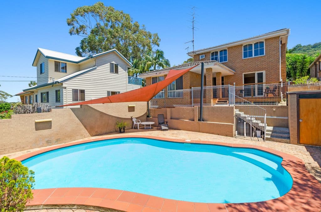 90 Stephen Drive, Woonona - Image 1