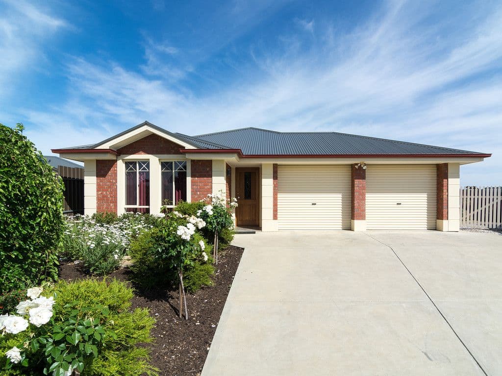 14 Field Drive, Strathalbyn SA 5255, Strathalbyn - Image 1