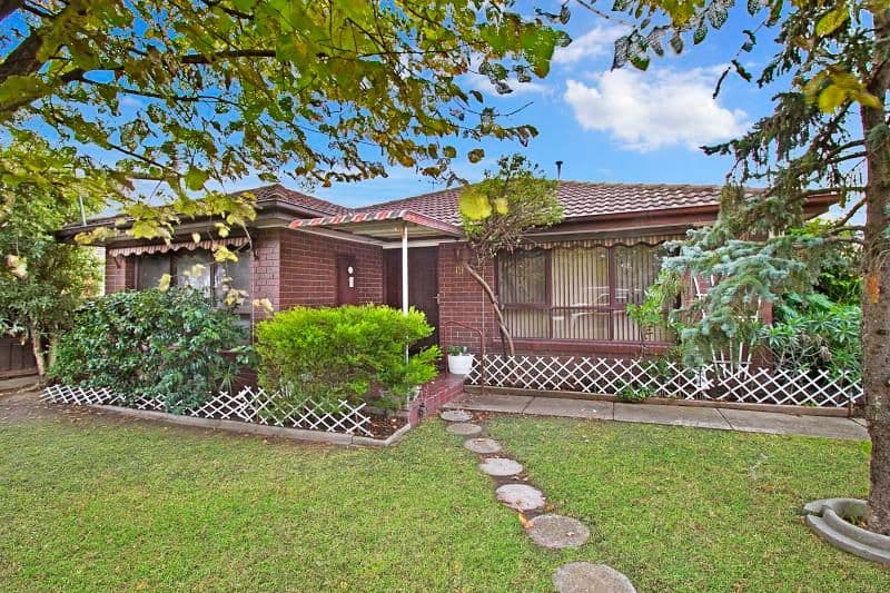 19 Tully Road, Clarinda VIC 3169, Clarinda - Image 1