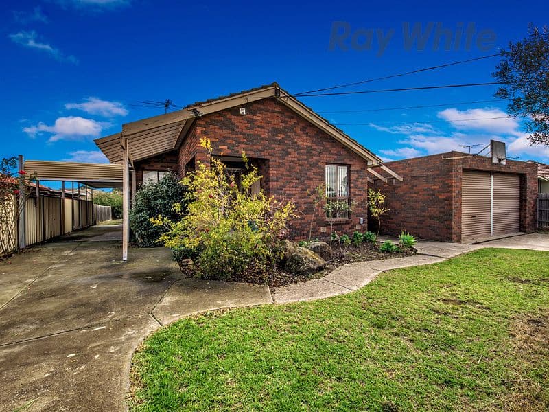 11 Moffat Street, St Albans VIC 3021, St Albans - Image 1