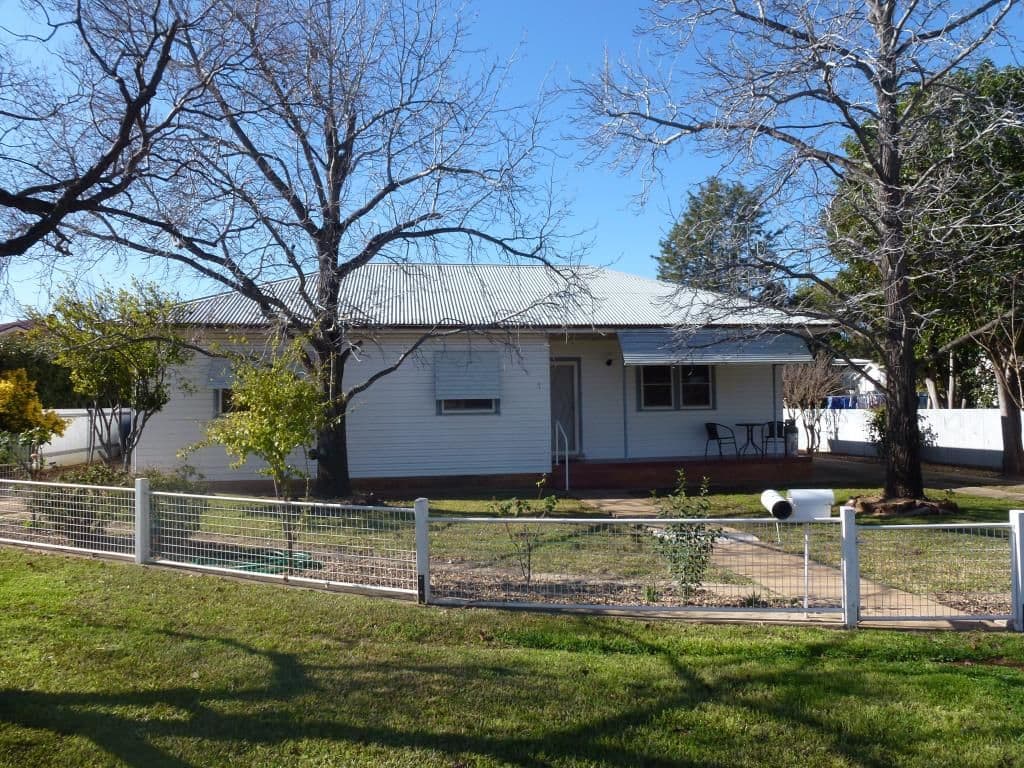 7 Gillis Street, DUBBO NSW 2830, Dubbo - Image 1