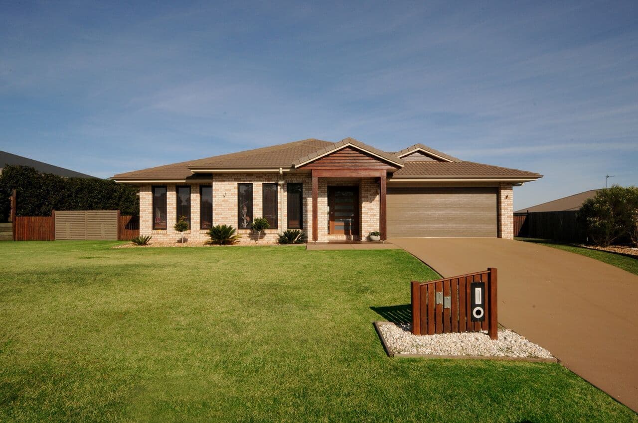 15 Hendra Court, Kleinton QLD 4352, Kleinton - Image 1