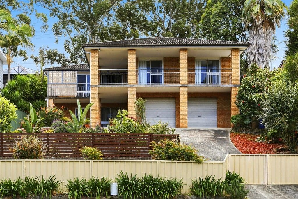 212 Lakedge Avenue, Berkeley Vale NSW 2261, Berkeley Vale - Image 1