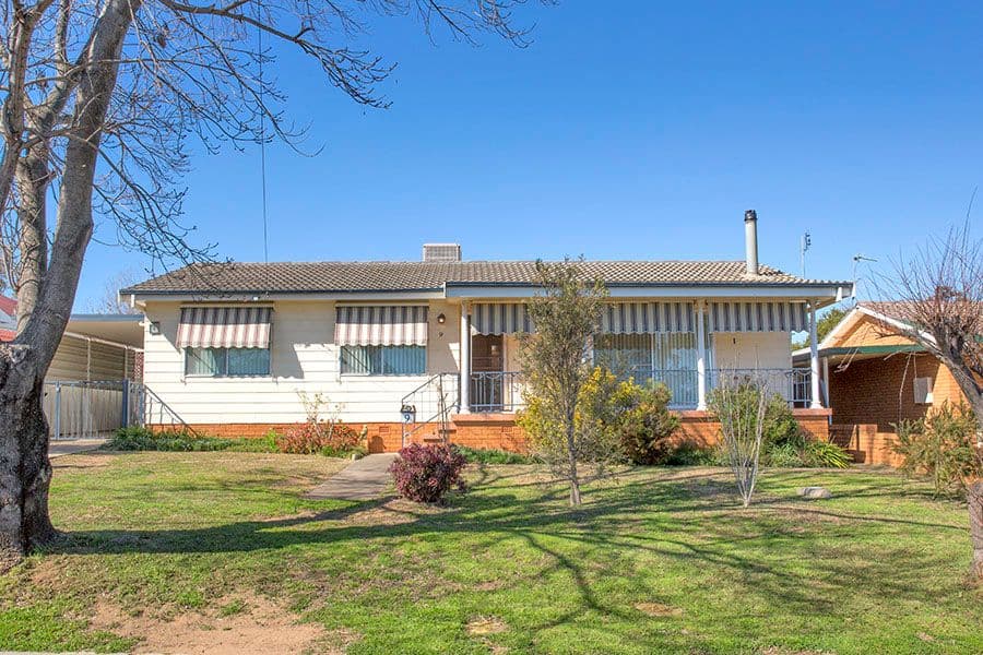 9 Higgins Lane, Tamworth NSW 2340, Tamworth - Image 1