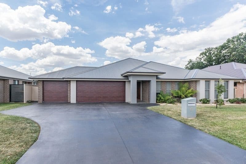 6 Pippin Way, Orange - Image 1