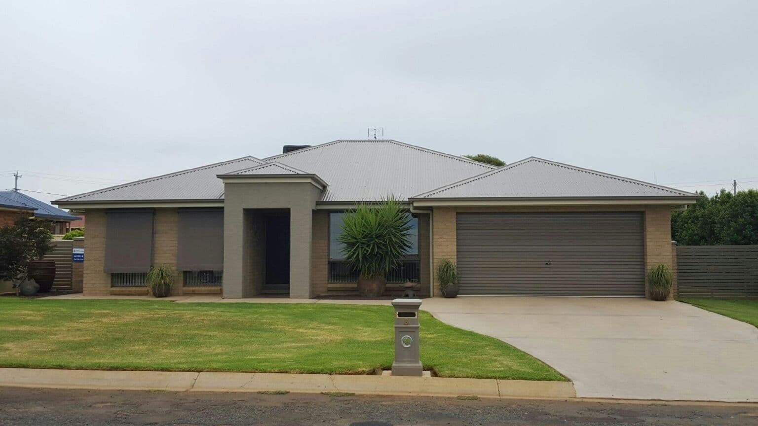 8 Avoca Place, Parkes - Image 1