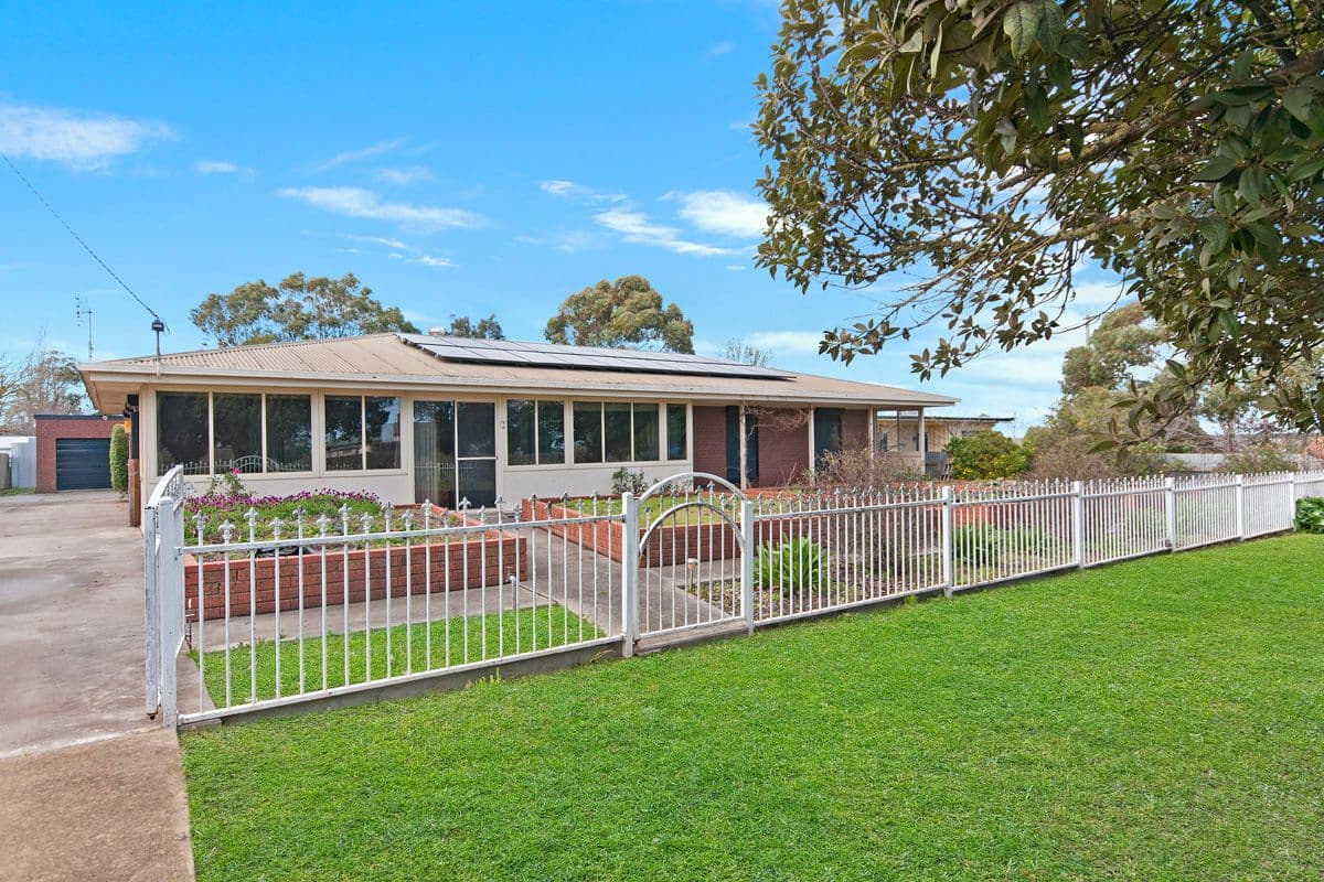 4 Webster Street, Mortlake VIC 3272, Mortlake - Image 1