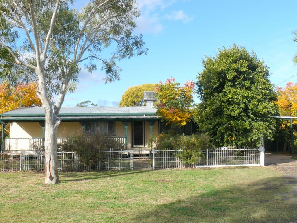 6 Gwydir Street, Pallamallawa - Image 1