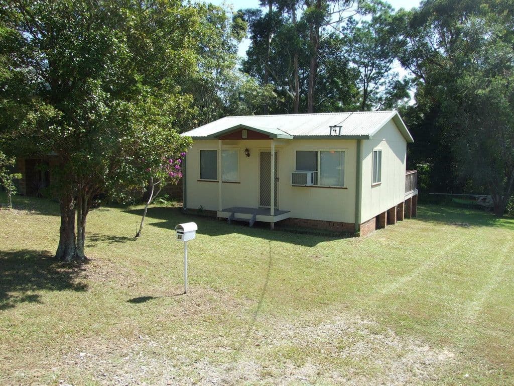 11 Esme Street, Conjola Park - Image 1