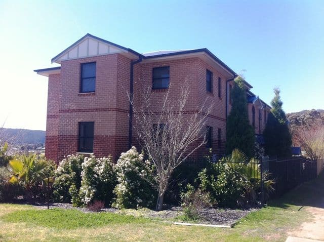 4/4 Hill Street, Lithgow NSW 2790, Lithgow - Image 1