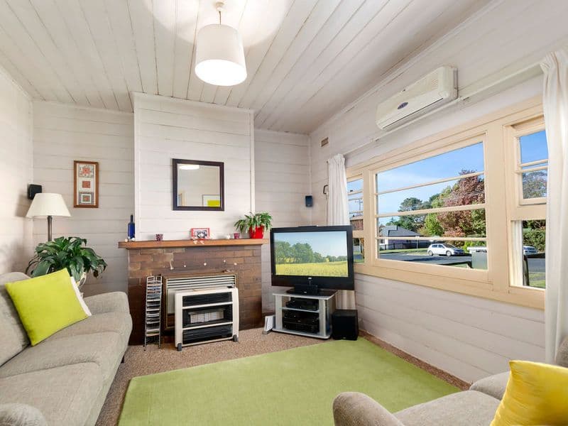 19 Oxley Drive, Mittagong - Image 1