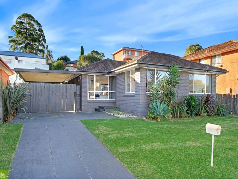 48 O'Donnell Drive, Figtree - Image 1