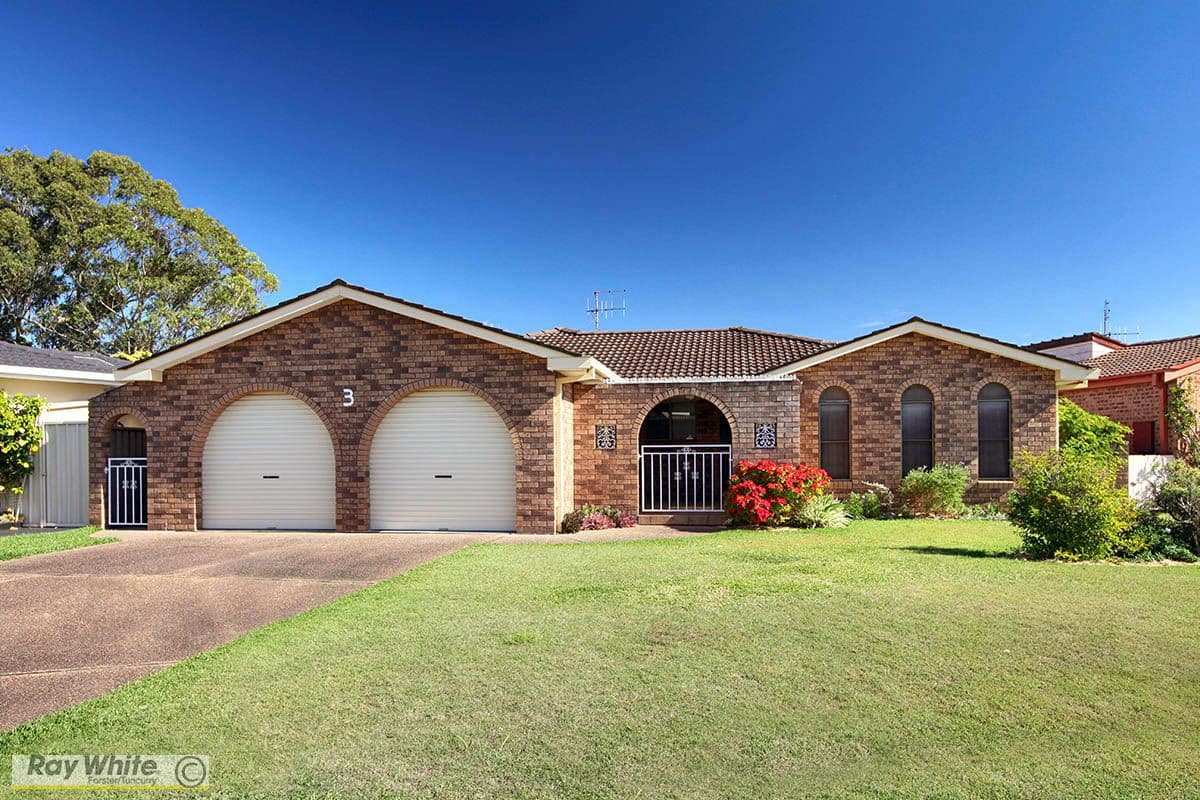 3 Roebuck Key, Forster - Image 1