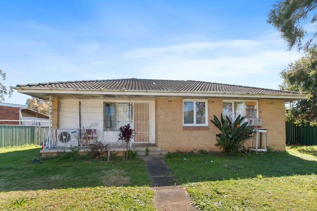 15 Elrington Place, Cartwright - Image 1