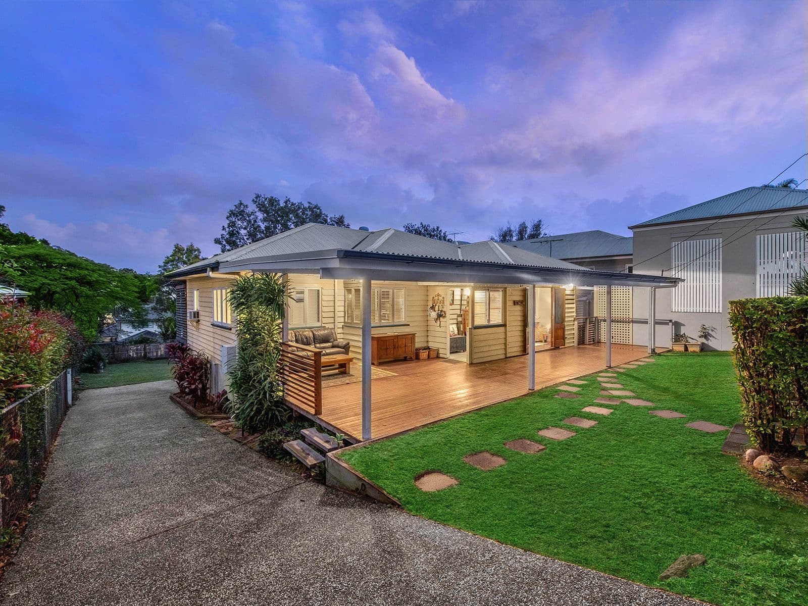 18 Trafalgar Street, Morningside QLD 4170, Morningside - Image 1