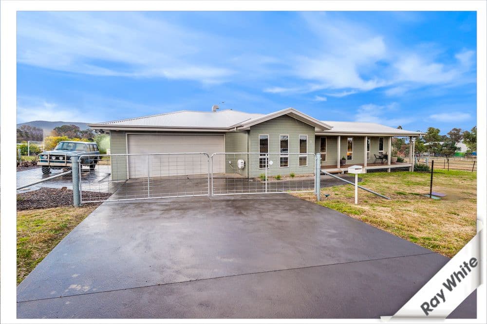 9 Shirley Taylor Place, URIARRA VILLAGE ACT 2611, Uriarra Village - Image 1