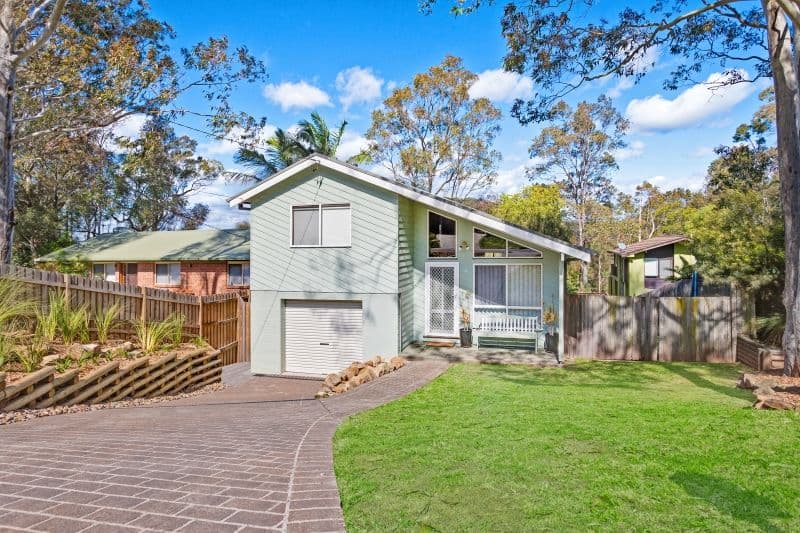 8 Dunrossil Avenue, Watanobbi - Image 1