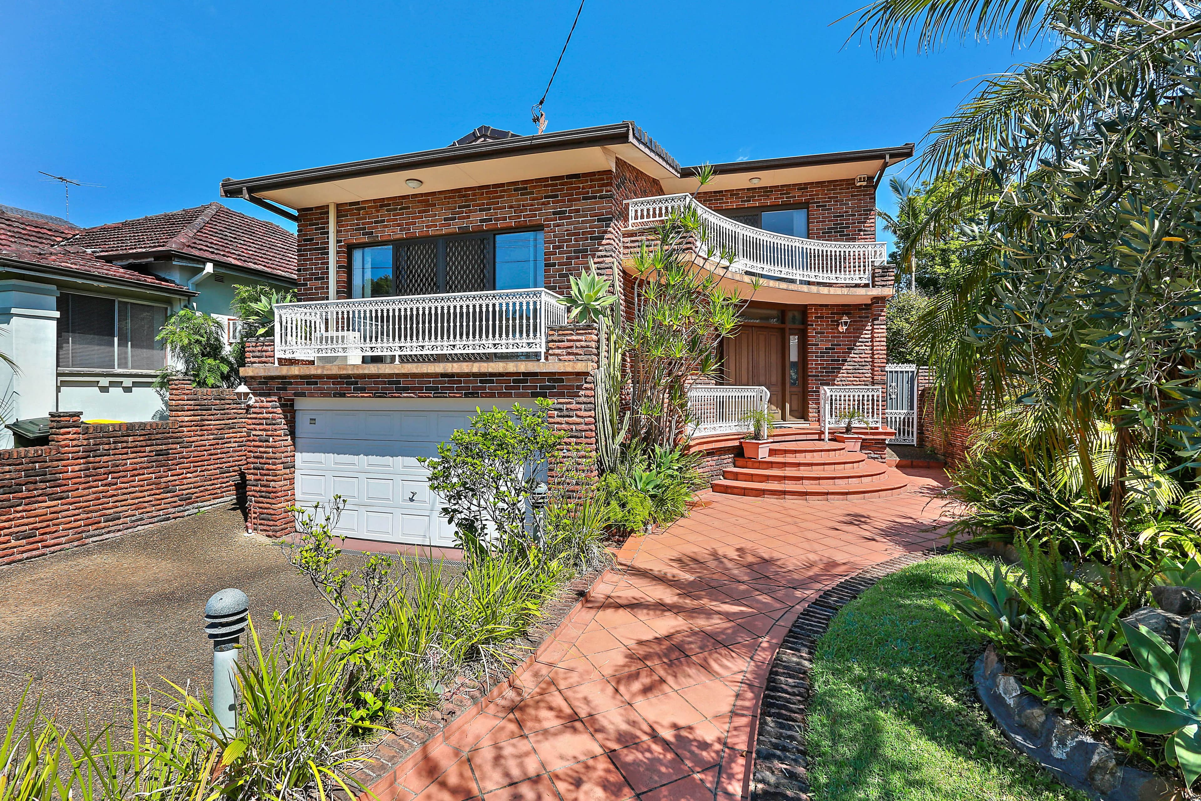 8 Collingwood Avenue, Cabarita - Image 1