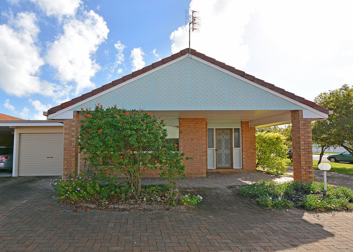 73-75 Newhaven Street, Pialba QLD 4655, Pialba - Image 1