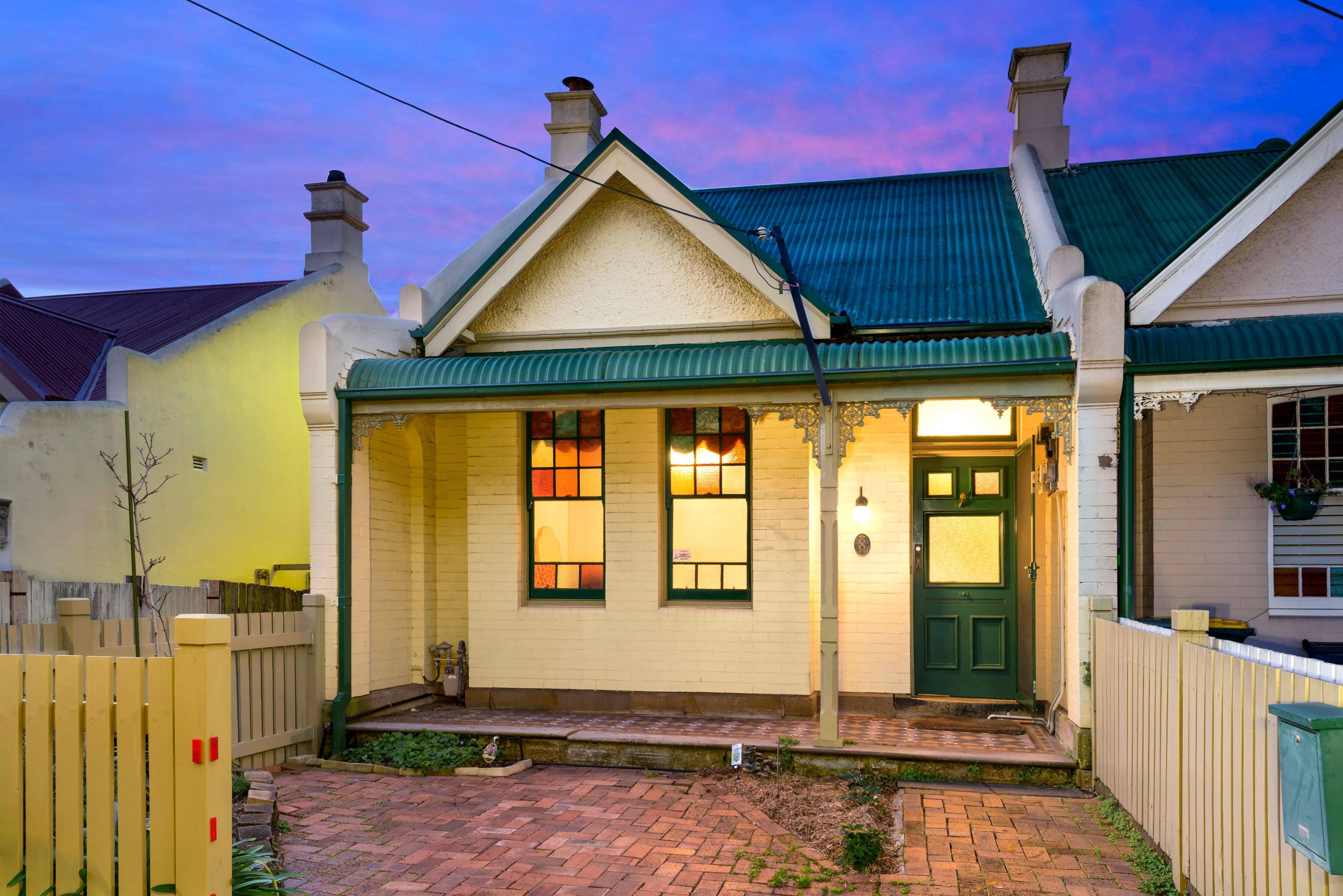 8 Byrnes Avenue, Neutral Bay - Image 1