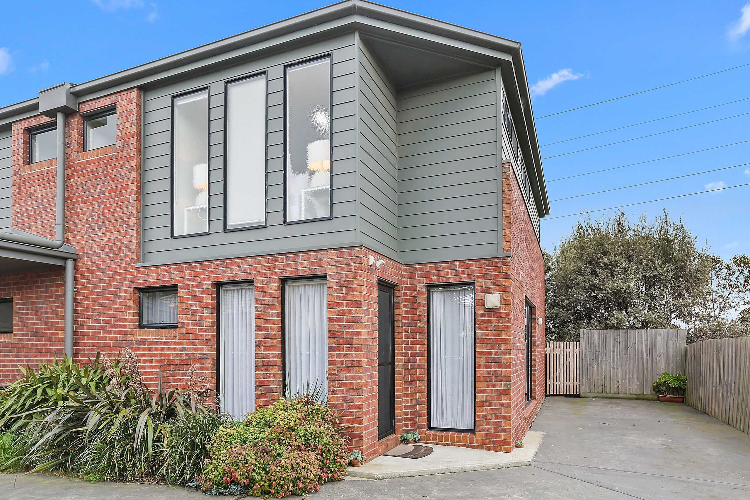 10 Greenville Drive, Grovedale VIC 3216, Grovedale - Image 1
