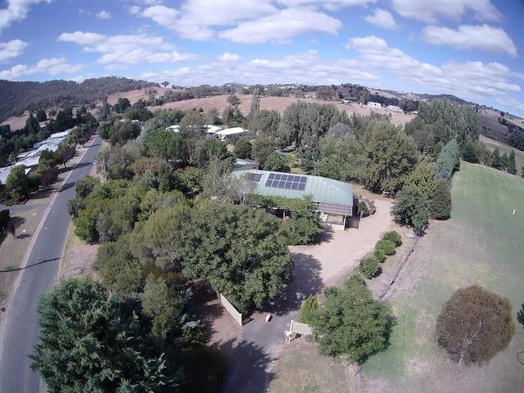 21 Cromwell Street, Adelong - Image 1