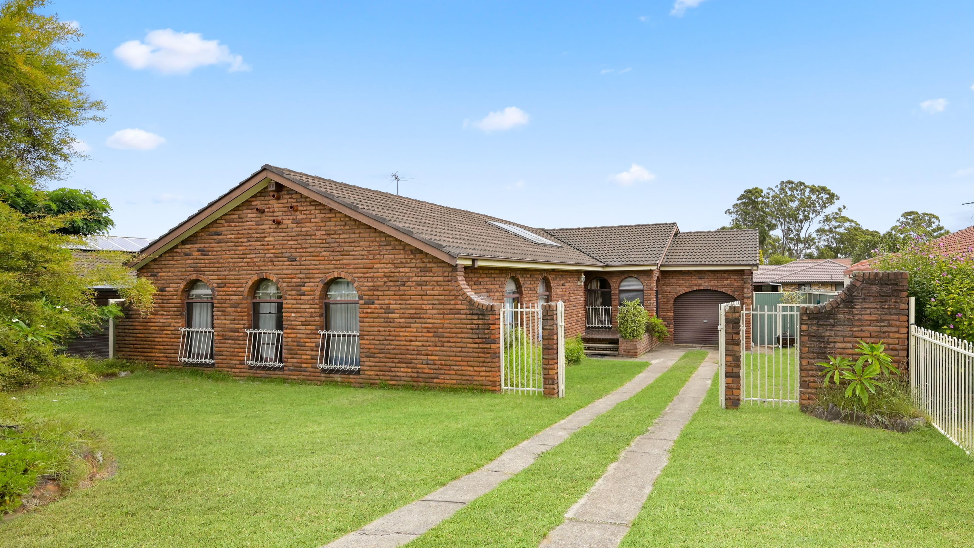 8 Livingstone Avenue, Ingleburn NSW 2565, Ingleburn - Image 1