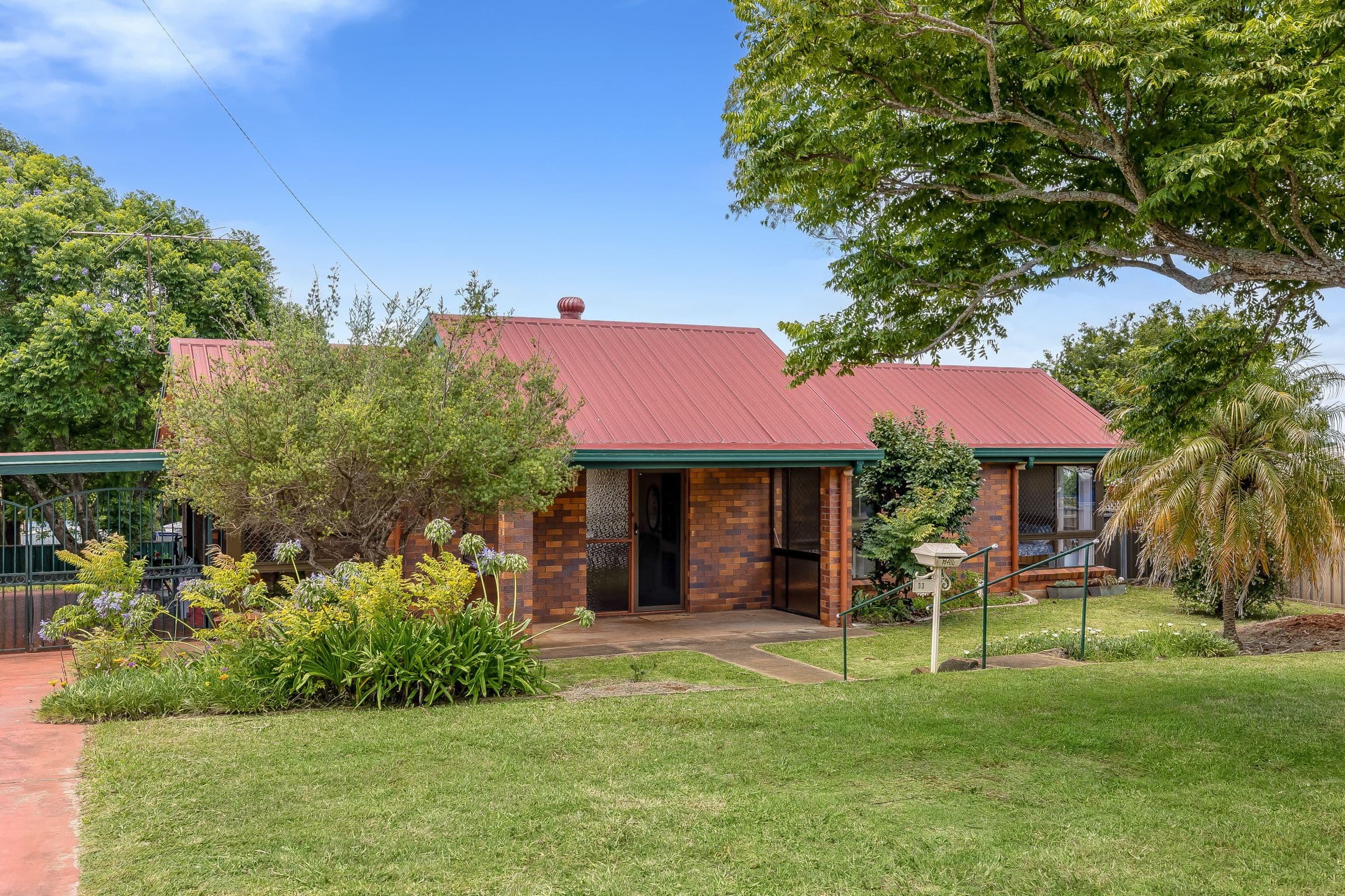 33 Champagne Crescent, Wilsonton Heights QLD 4350, Wilsonton Heights - Image 1