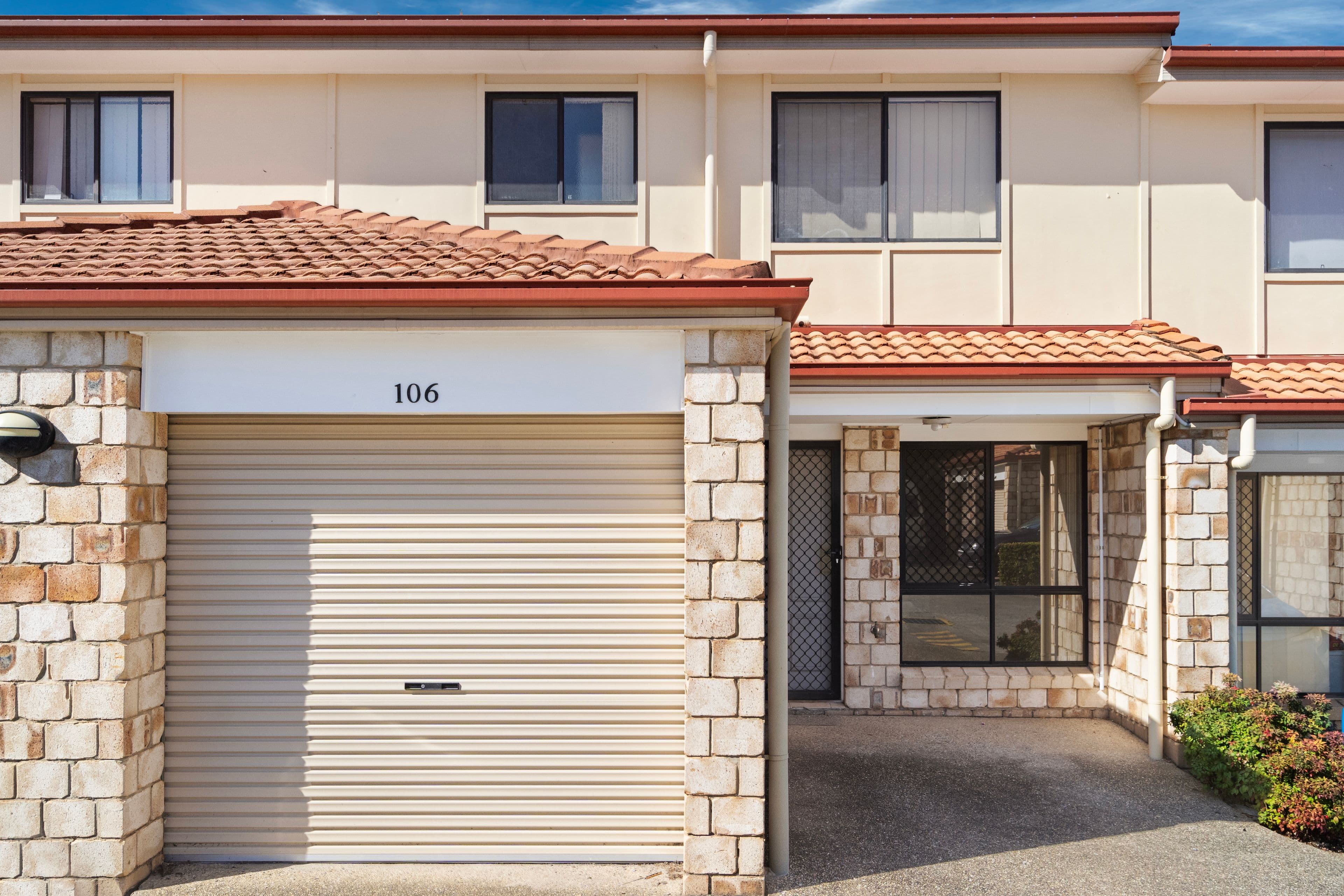 18 Loganlea Road, Waterford West QLD 4133, Waterford West - Image 1