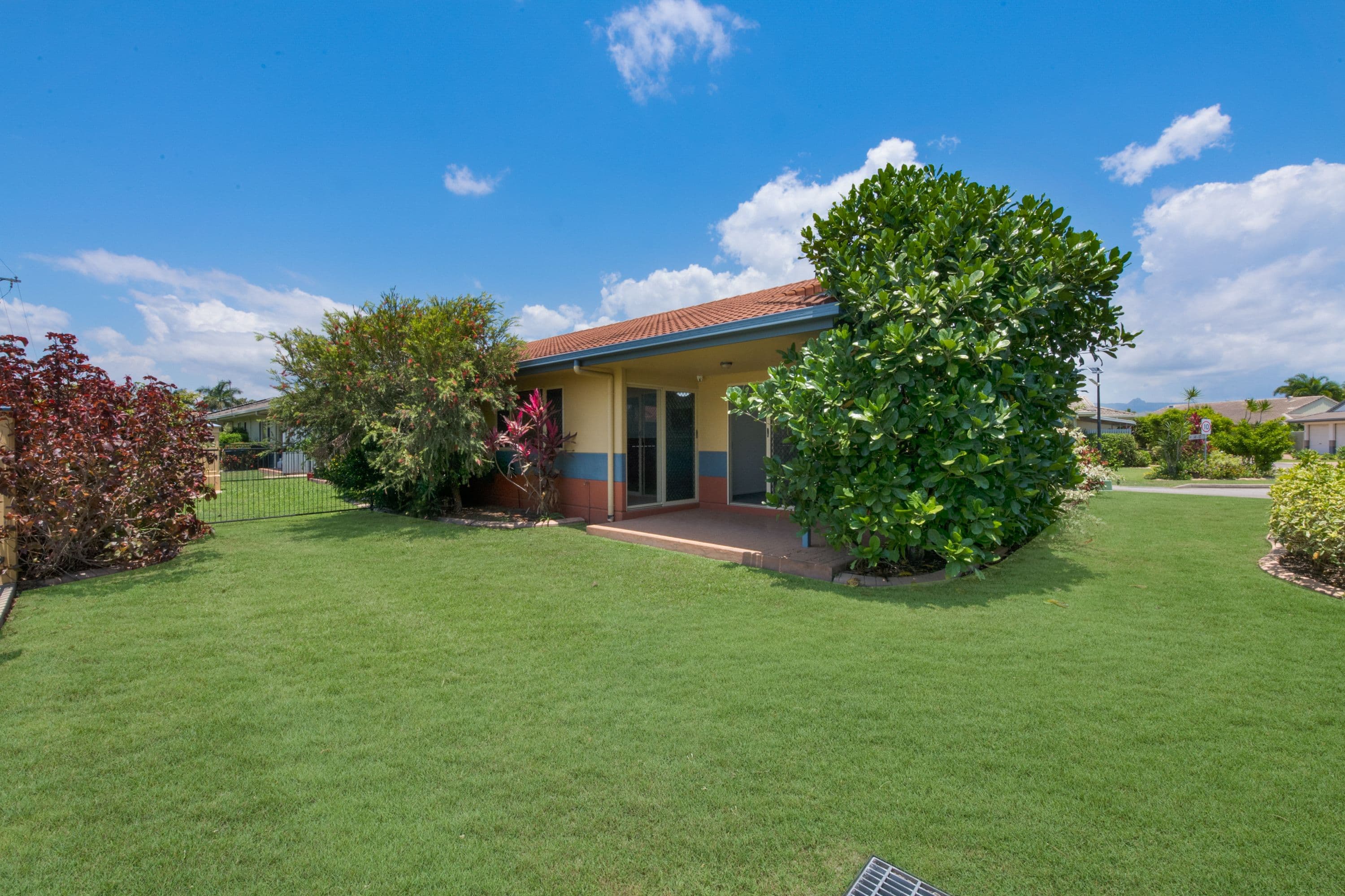 9 Nineteenth Avenue, Kirwan QLD 4817, Kirwan - Image 1