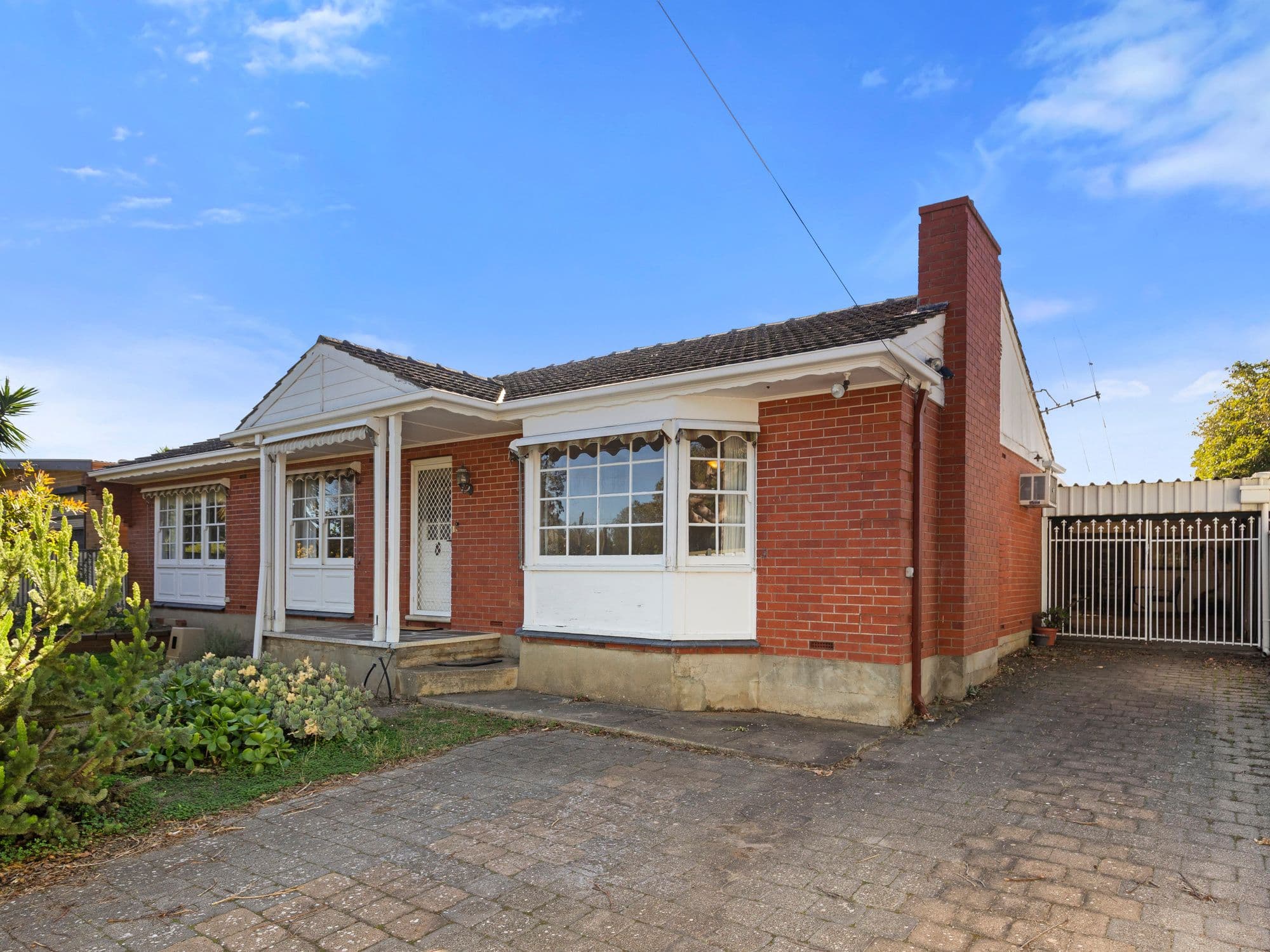 18 Seaview Road, Morphett Vale SA 5162, Morphett Vale - Image 1