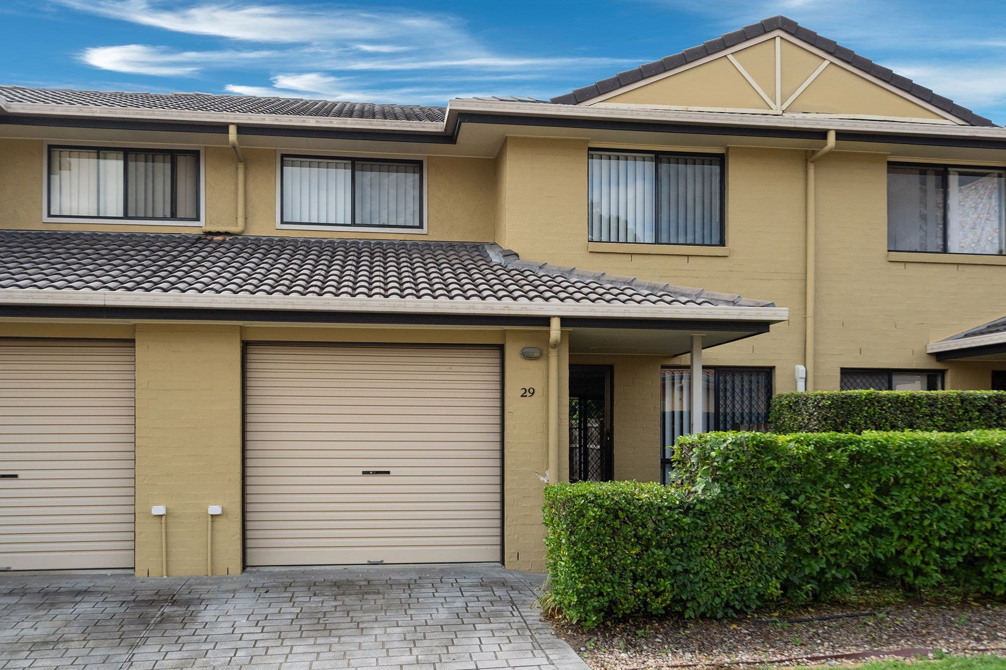 26 Buckingham Place, Eight Mile Plains QLD 4113, Eight Mile Plains - Image 1