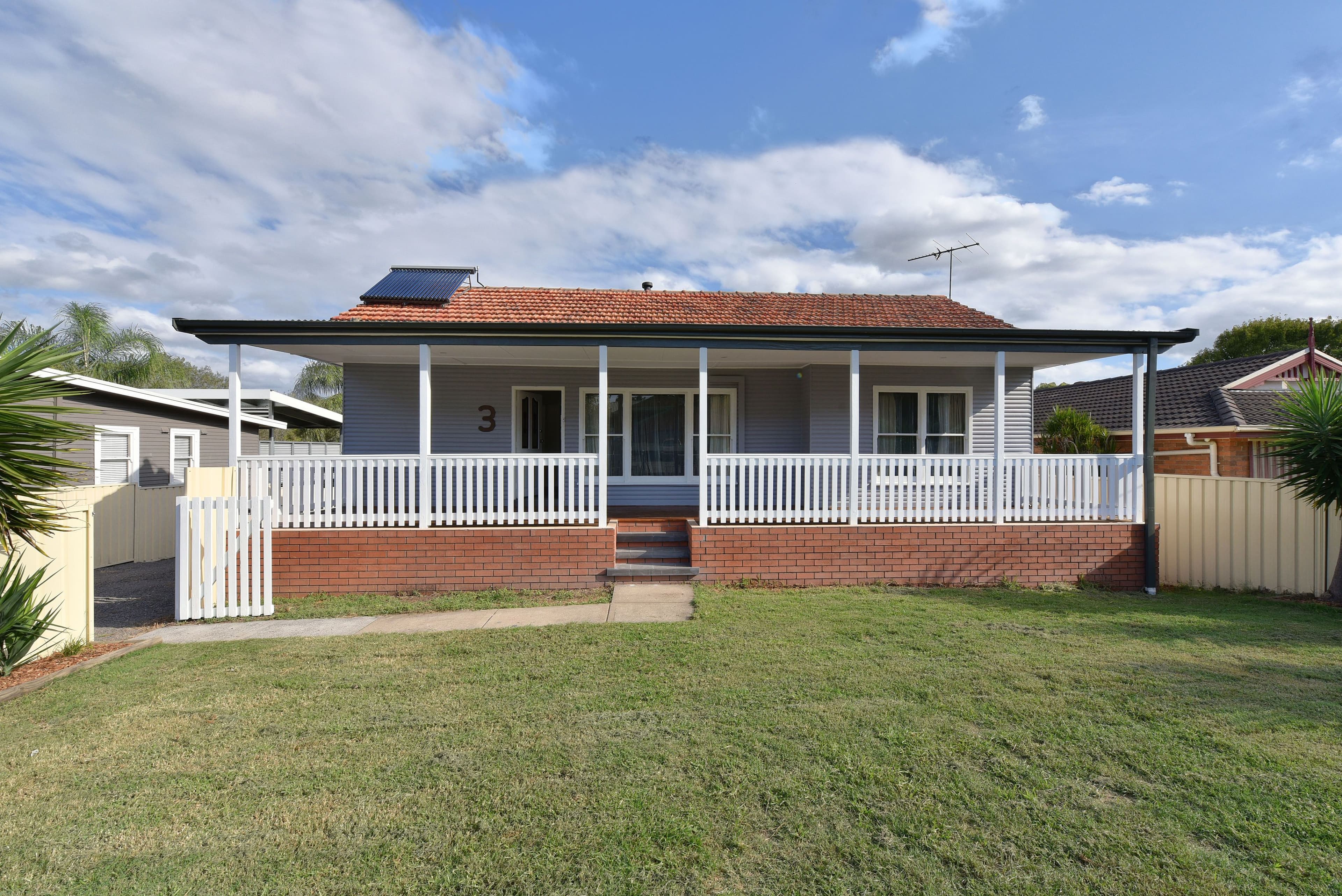 3 Church Street, East Branxton - Image 1