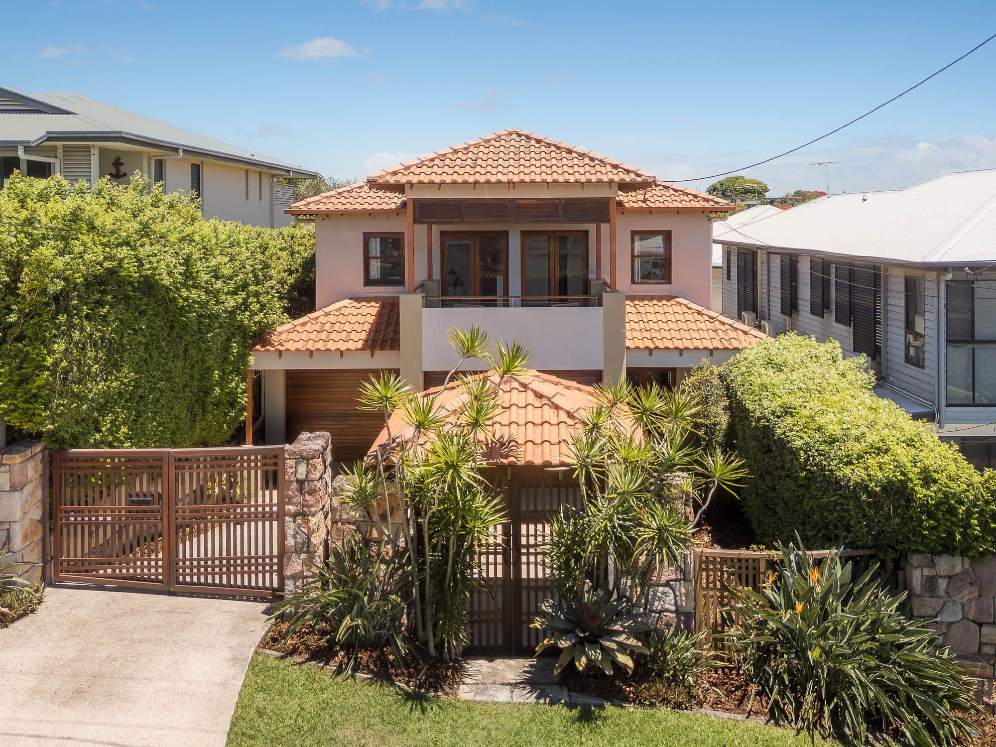 10 Thorpe Street, Balmoral QLD 4171, Balmoral - Image 1