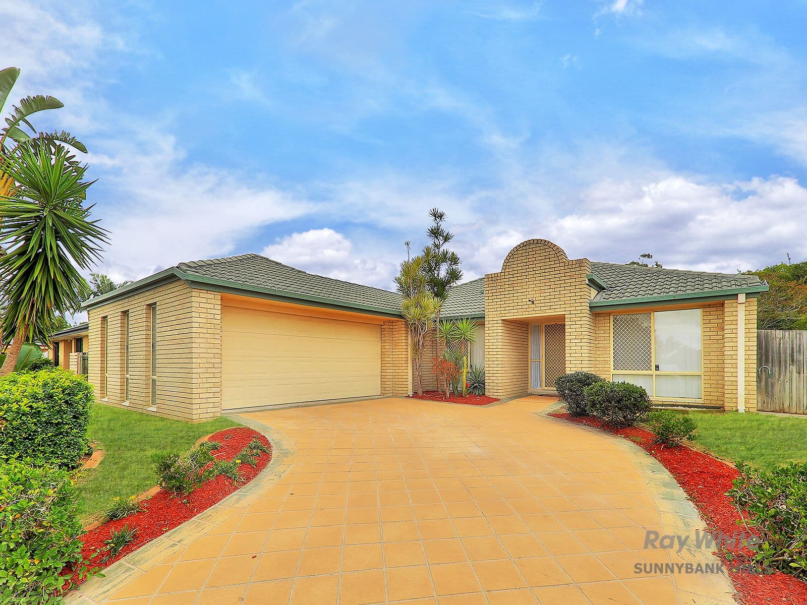 6 Glenlee Place, Parkinson QLD 4115, Parkinson - Image 1