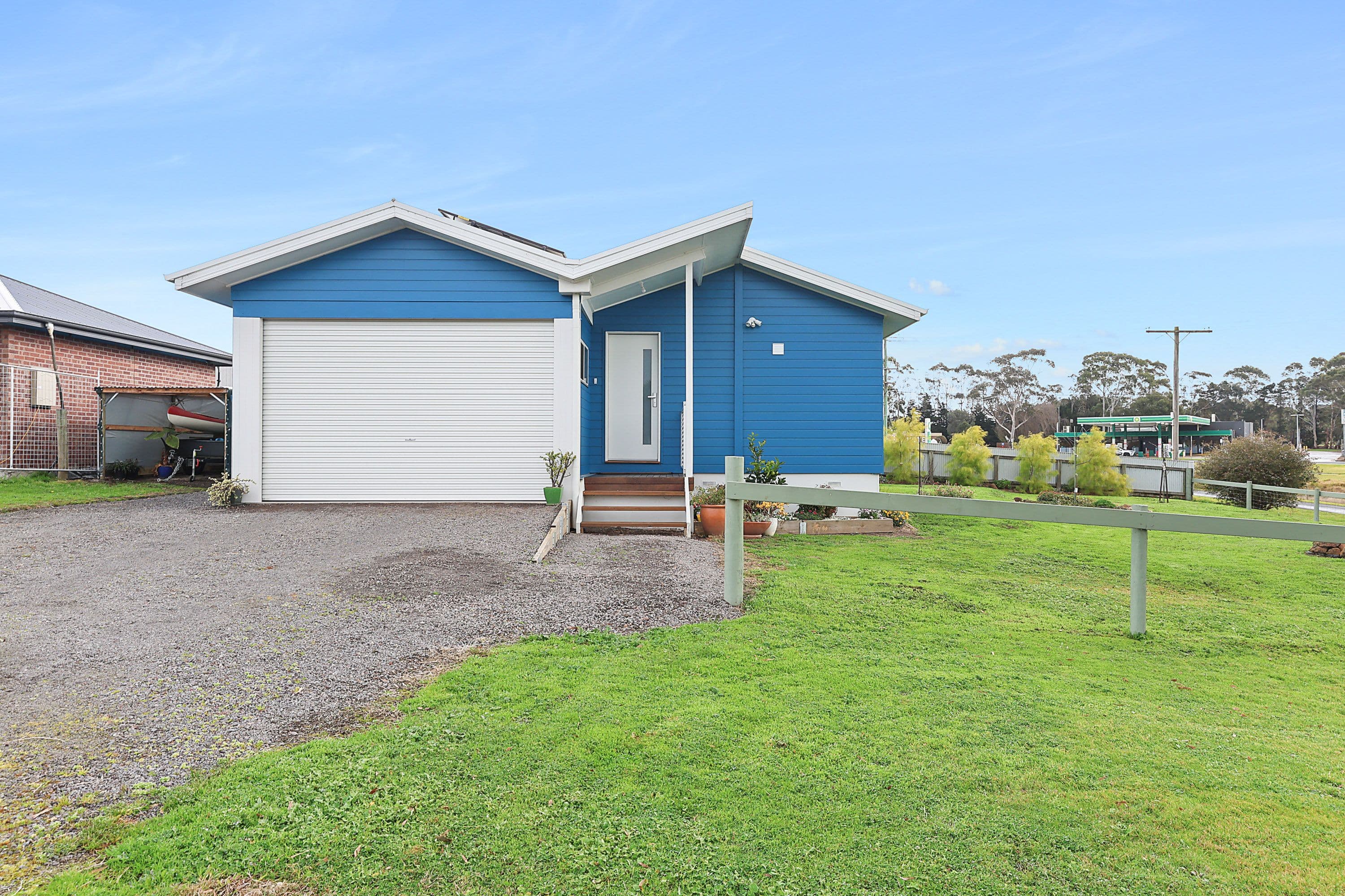 11 Bond Street, Cobden VIC 3266, Cobden - Image 1