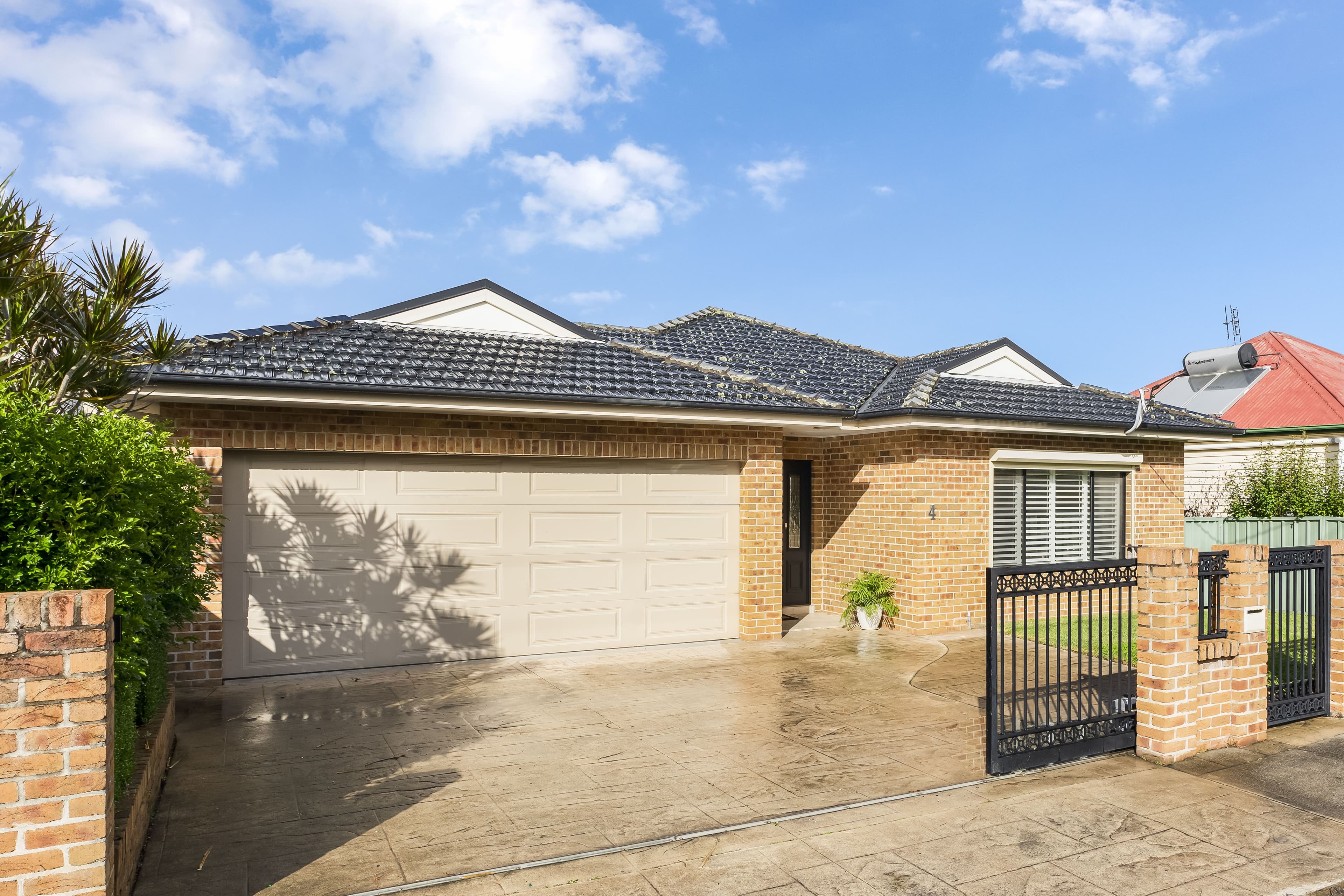 4 Sparke Street, Georgetown NSW 2298, Georgetown - Image 1