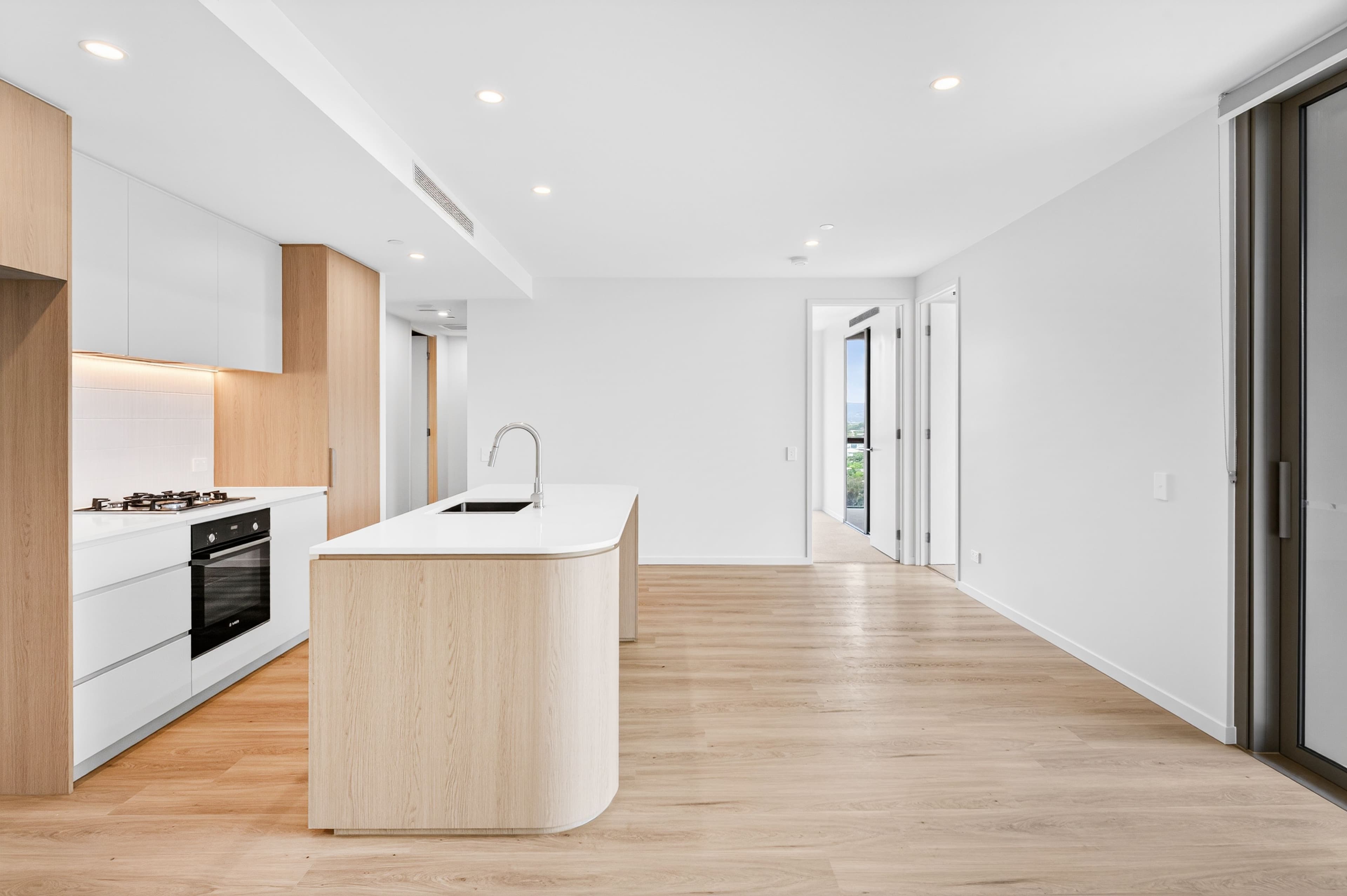 801/146 Surf Parade, Broadbeach QLD 4218, Broadbeach - Image 1