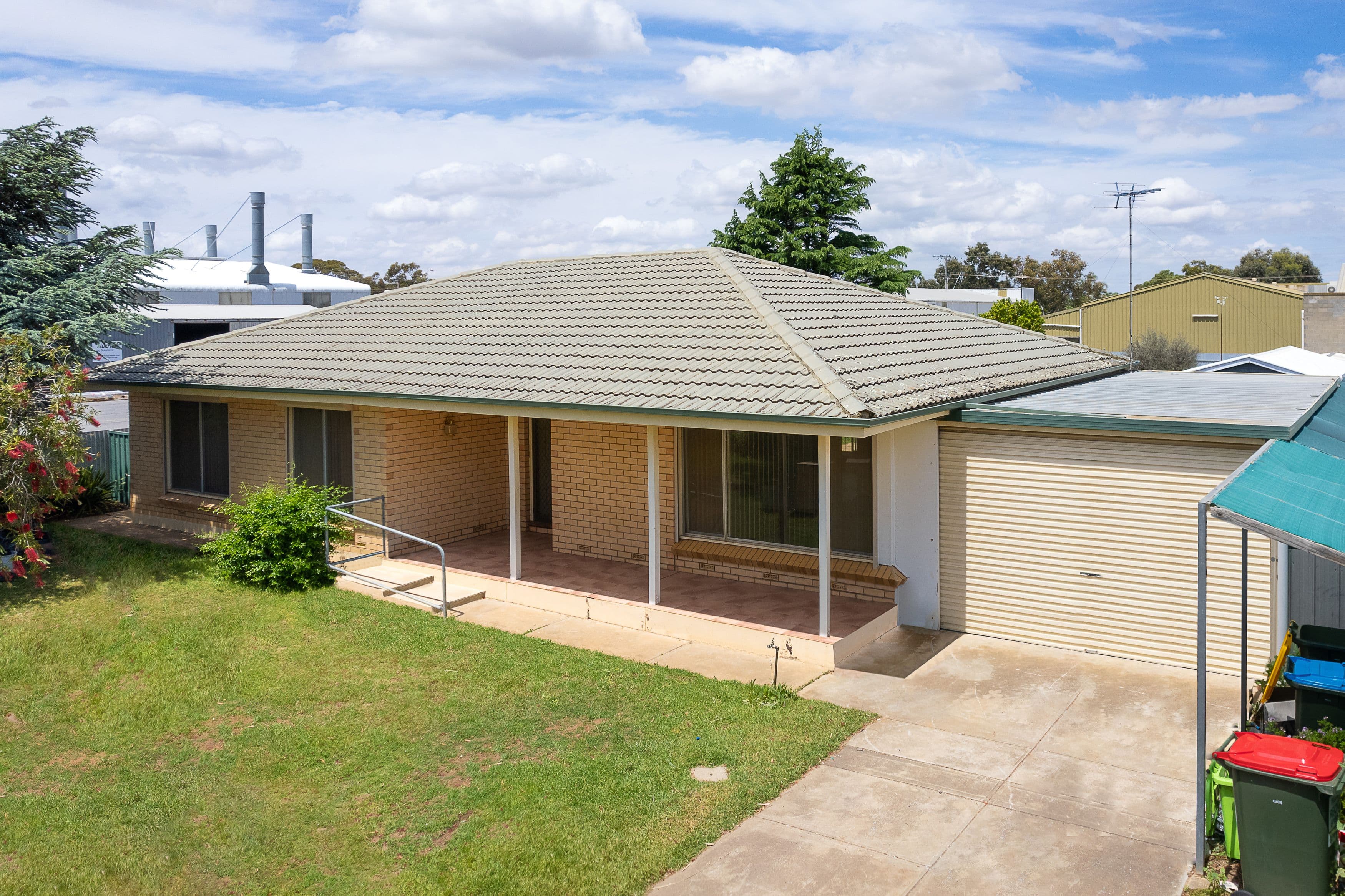 12 Doecke Road, Murray Bridge SA 5253, Murray Bridge - Image 1