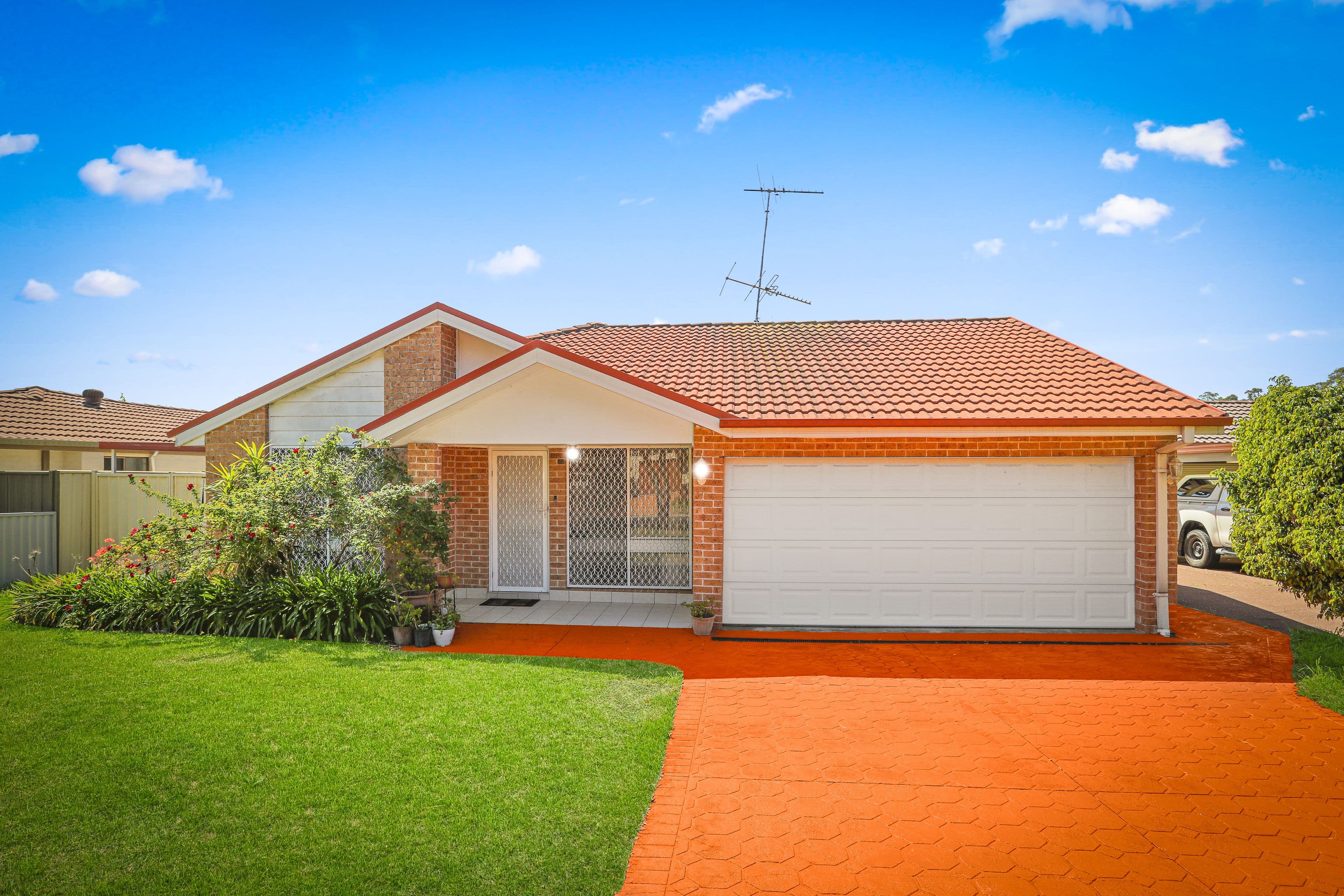 10 Brierley Crescent, Plumpton NSW 2761, Plumpton - Image 1