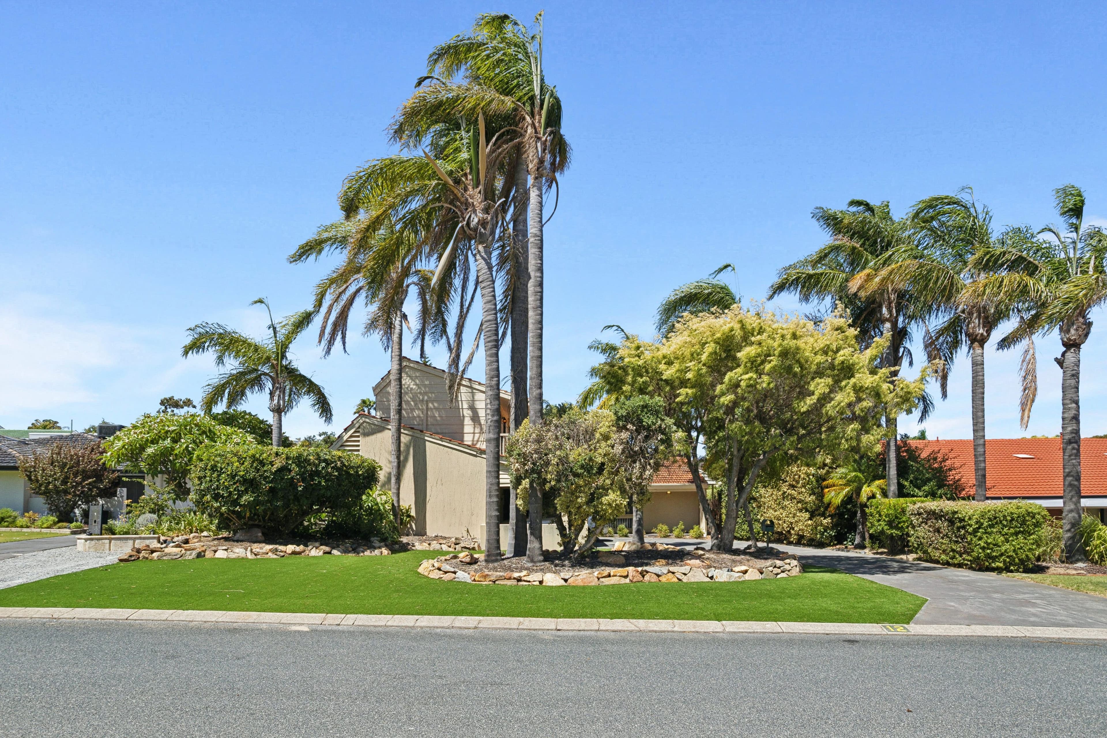 12 Geddes Close, Duncraig WA 6023, Duncraig - Image 1