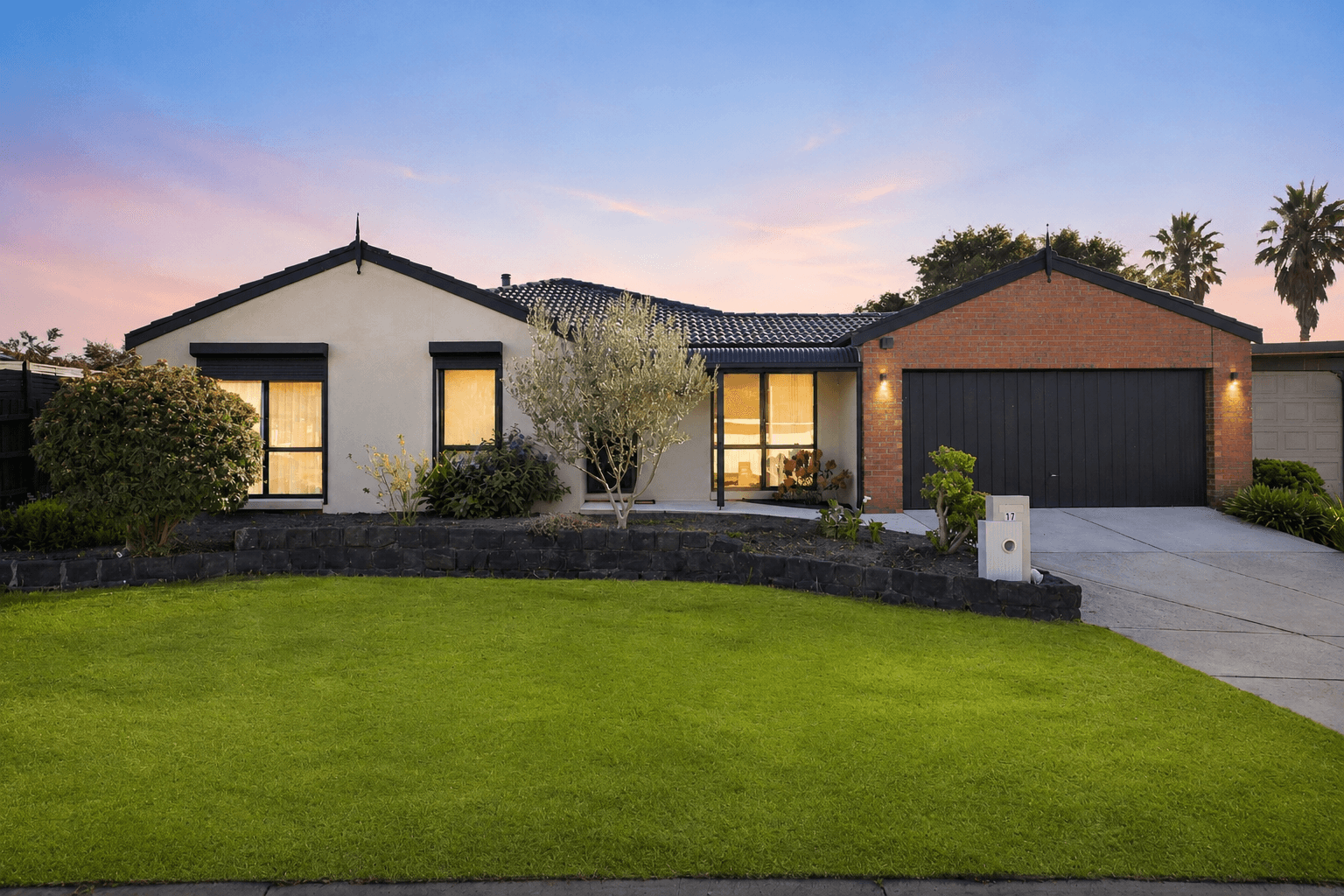 17 Broome Crescent, Cranbourne North VIC 3977, Cranbourne North - Image 1