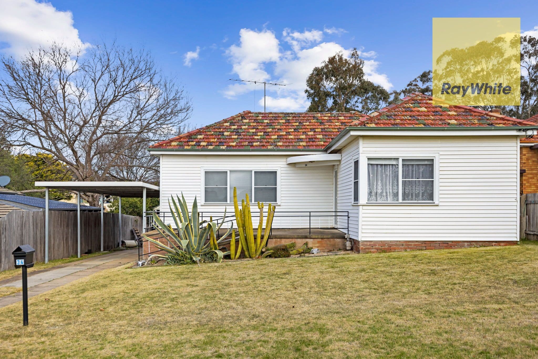 34 Garfield Avenue, Goulburn NSW 2580, Goulburn - Image 1