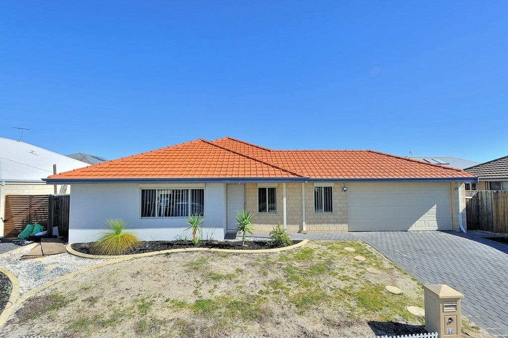 15 Hedlow Way, Ellenbrook WA 6069, Ellenbrook - Image 1