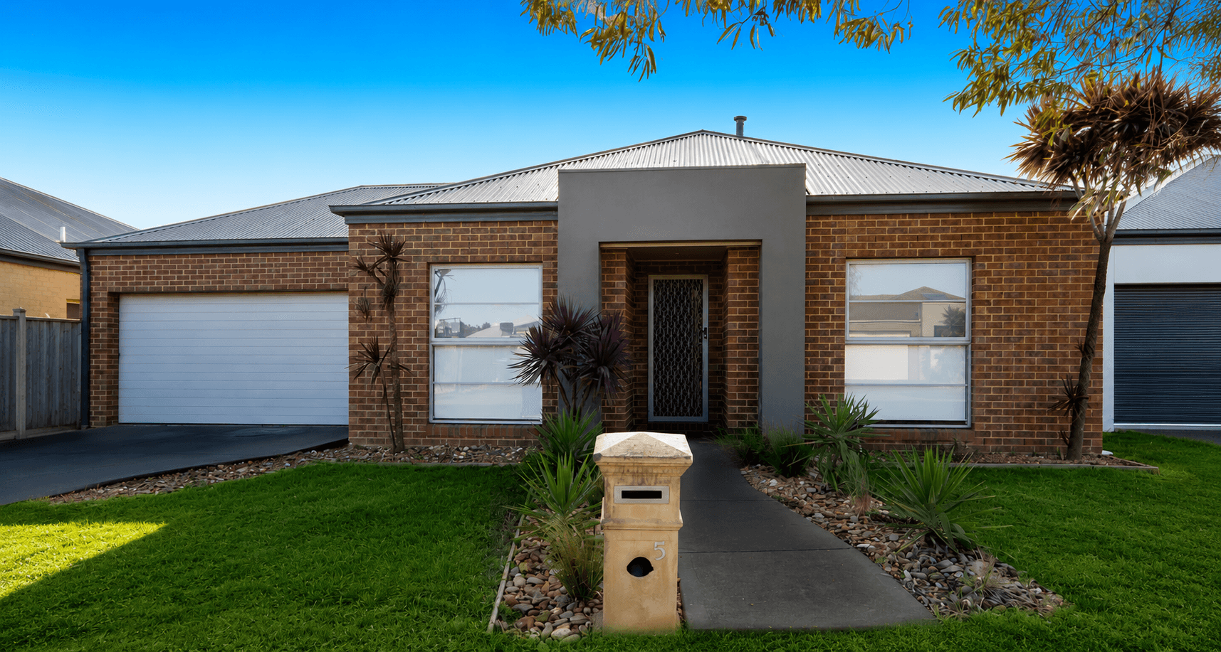 5 Laurence Way, Tarneit VIC 3029, Tarneit - Image 1