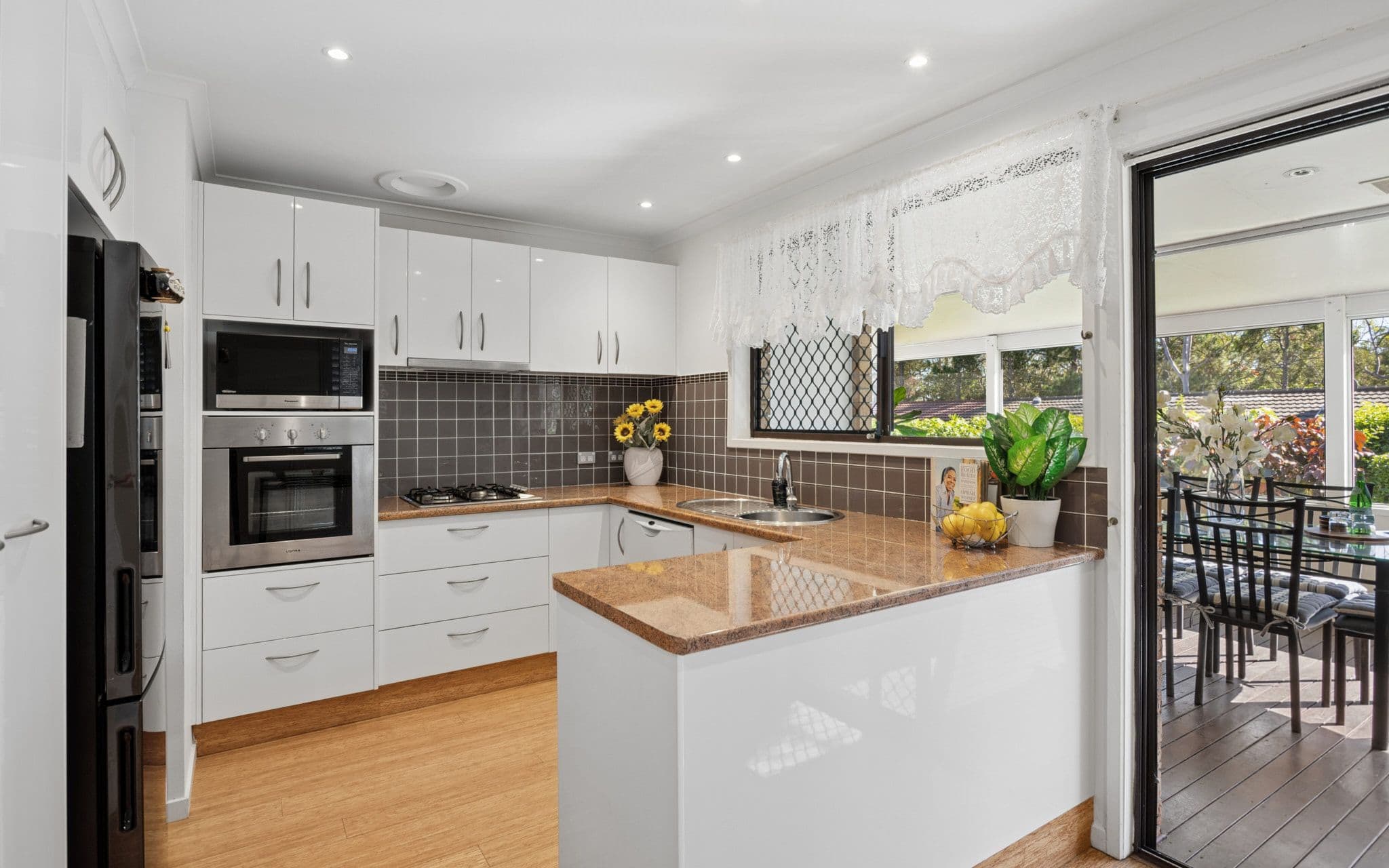 48/170 Bardon Avenue, Burleigh Waters QLD 4220, Burleigh Waters - Image 1