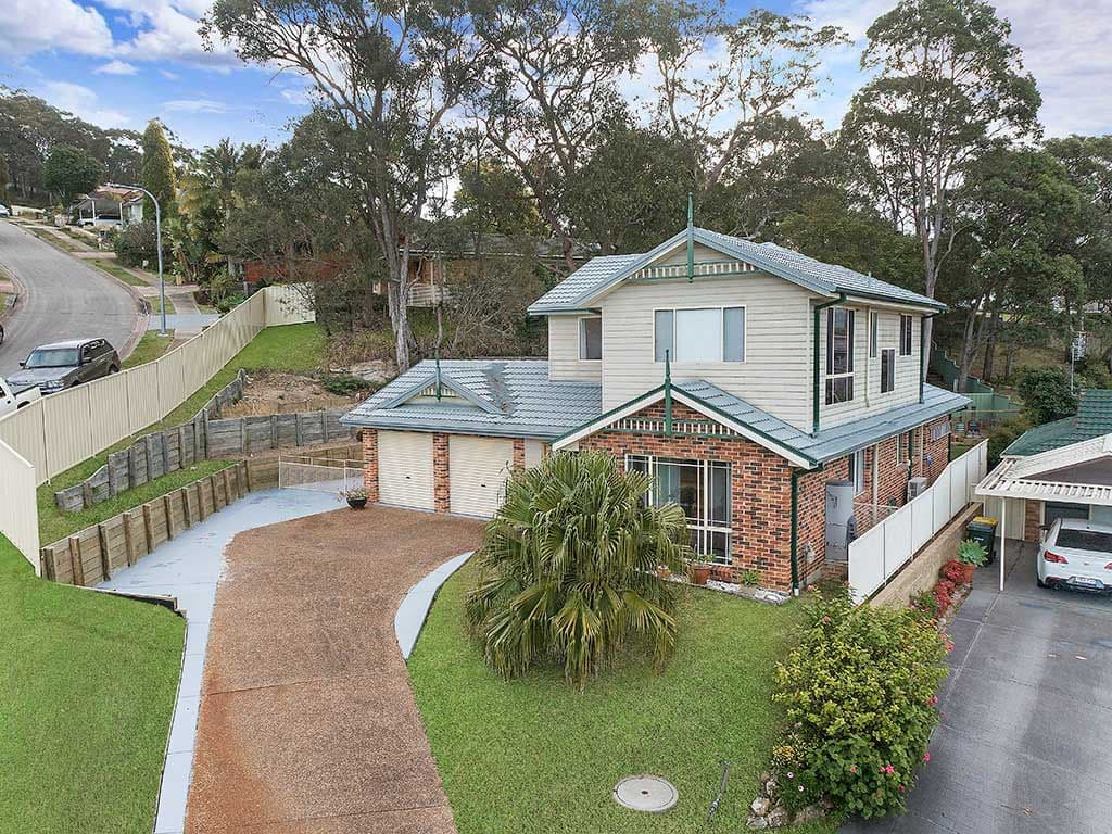 2 Claret Ash Close, Toronto NSW 2283, Toronto - Image 1