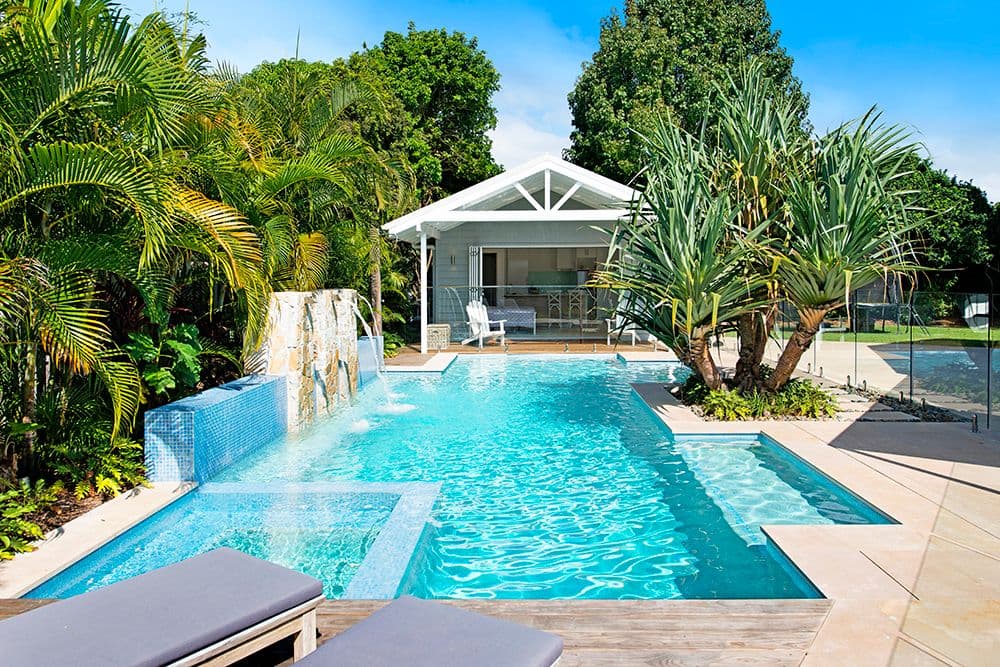 15 Timana Avenue, Mermaid Waters QLD 4218, Mermaid Waters - Image 1